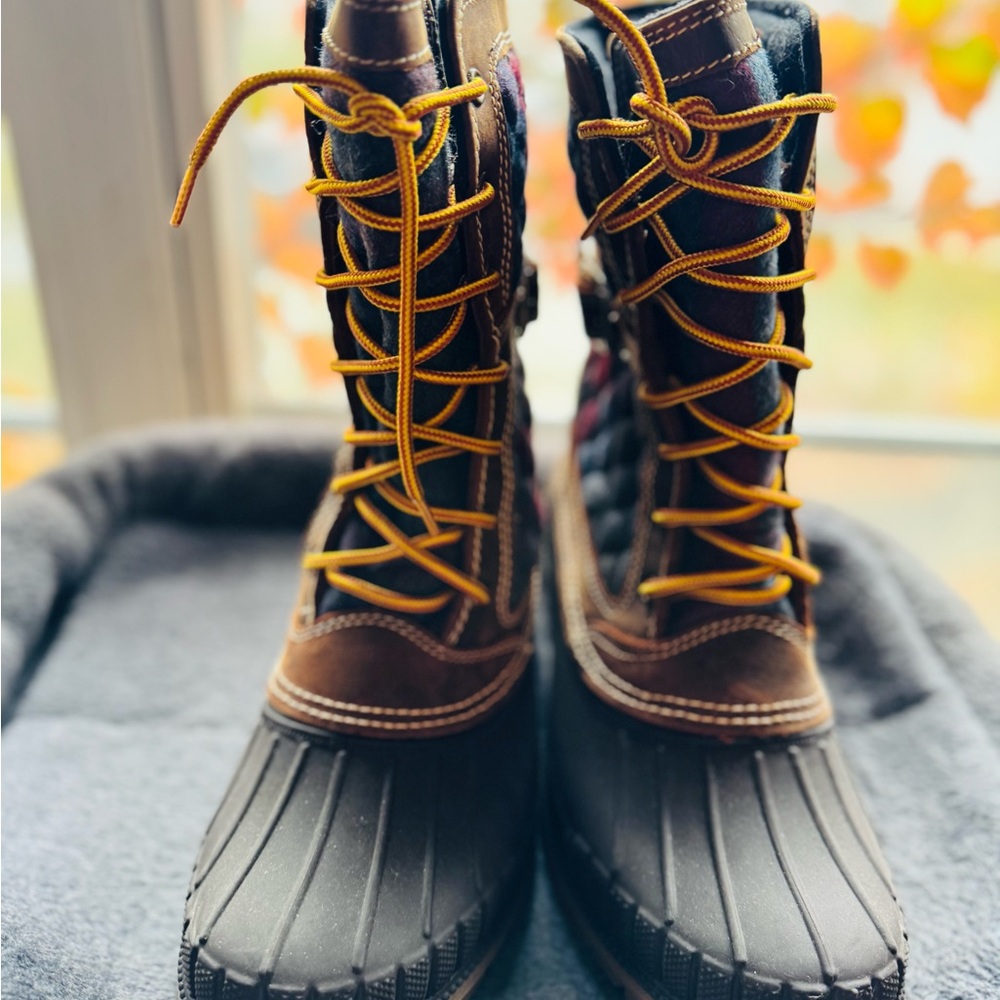 Kamik Brown and Black Winter Boots- the Megan Markle boot